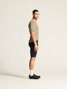 C17328-9990_Endur20Cargo20Shorts20C320M_closeup2