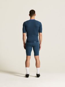 C17331-3663_Endur20Training20Jersey20M_closeup3