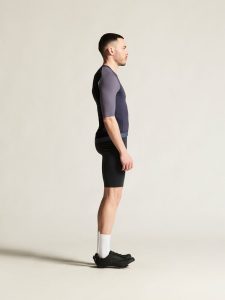 C17331-760P_Endur20Training20Jersey20M_closeup2