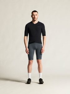 C17331-9990_Endur20Training20Jersey20M_closeup1
