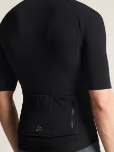 C17331-9990_Endur20Training20Jersey20M_closeup5