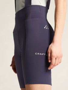 C17336-7600_Endur20Bib20Shorts20C220W_closeup5