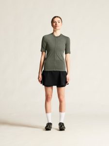 C17346-647M_Everyday20Wool20SS20Jersey20W_Closeup1