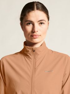 C17352-2460_Everyday20Wind20Jacket20W_Closeup5
