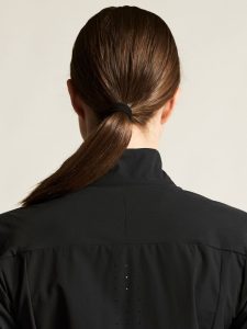 C17352-9990_Everyday20Wind20Jacket20W_Closeup6