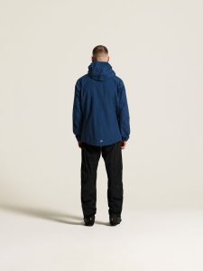 C17357-3810_Everyday20Hydro20Jacket20M_closeup3