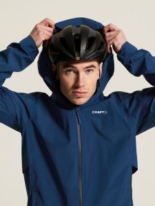 C17357-3810_Everyday20Hydro20Jacket20M_closeup9