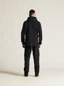C17357-9990_Everyday20Hydro20Jacket20M_closeup3