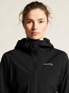 C17358-9990_Everyday20Hydro20Jacket20W_closeup5