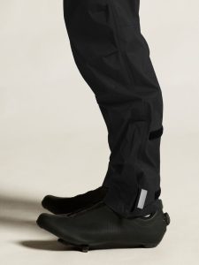 C17359-9990_Everyday20Hydro20Pants20M_closeup6