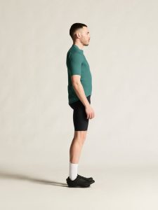 C17364-9990_Endur20Aero20Bib20Shorts20C120M_closeup2