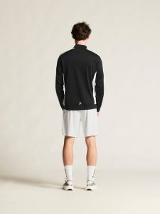 C17383-999W_Evolve20220Contrast20Half20Zip20M_closeup3