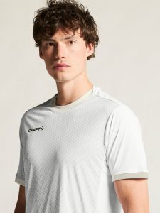 C17389-1000_Evolve20220Graphic20Jersey20M_closeup6