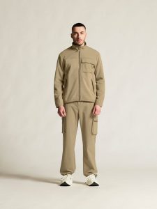 C17421-2370_Urban20Fleece20Jacket20M_closeup1