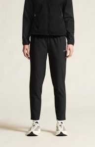 C17489-9990_Adv20Essence20training20pants20320W_closeup4