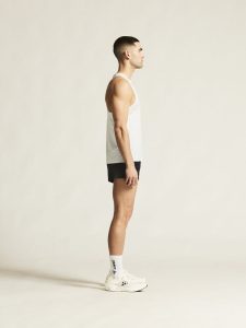 C17548-1000_Race20Day20singlet20220M_closeup2