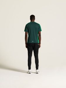 C17684-9990_Evolve20220Slim20Pant20M_closeup3