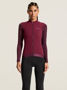 C17836-772P_Endur20Training20LS20Jersey20W_closeup4