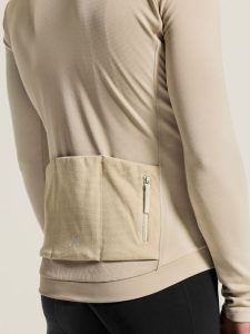 C17842-2140_Bike20SubZ20LS20Jersey20220M_closeup10