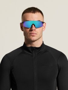 C17842-9990_Bike20SubZ20LS20Jersey20220M_closeup5