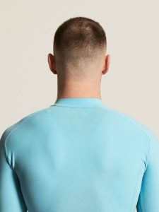 C17843-3290_Endur20Training20LS20Jersey20M_closeup8