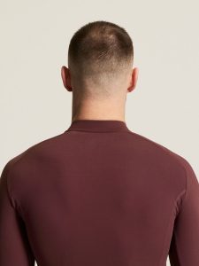 C17843-4820_Endur20Training20LS20Jersey20M_closeup8
