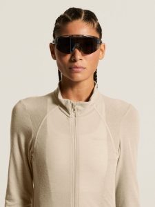 C17844-214M_Bike20SubZ20Wool20LS20Jersey20W_closeup5