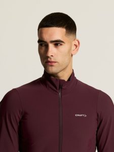 C17847-4820_Bike20SubZ20Training20Jacket20M_closeup_110