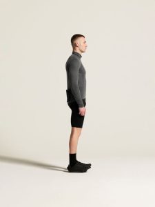 C17849-999M_Bike20SubZ20Wool20LS20Jersey20M_closeup2