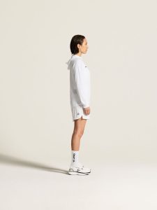 C17897-1000_Ability20Long20Sleeve20Hood20W_closeup2