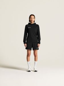 C17897-9990_Ability20Long20Sleeve20Hood20W_closeup1