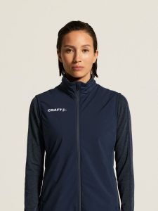 C17904-3960_Nordic20Club20220Vest20W_closeup6