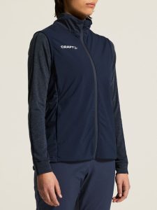 C17904-3960_Nordic20Club20220Vest20W_closeup8