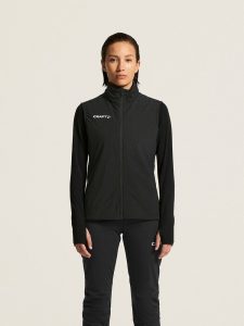 C17904-9990_Nordic20Club20220Vest20W_closeup5
