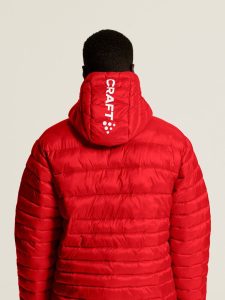 C17924-4300_Ability20Isolate20Jacket20M_closeup9