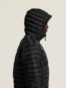 C17924-9990_Ability20Isolate20Jacket20M_closeup11