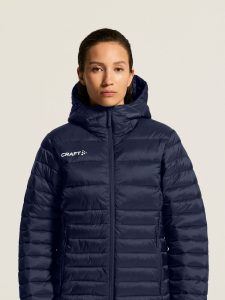 C17925-3900_Ability20Isolate20Jacket20W_closeup6