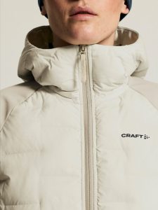 C17935-2141_Pursuit20Jacket20220W_closeup6