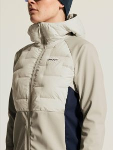 C17935-2141_Pursuit20Jacket20220W_closeup7