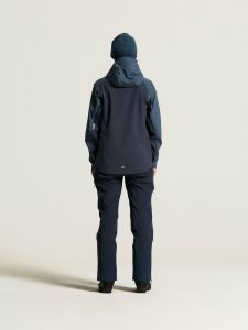 C17945-3853_Escape203L20Shell20Jacket20W_closeup3