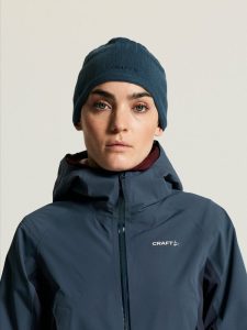 C17945-3853_Escape203L20Shell20Jacket20W_closeup5