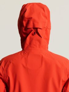 C17945-5770_Escape203L20Shell20Jacket20W_closeup10
