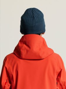 C17945-5770_Escape203L20Shell20Jacket20W_closeup9