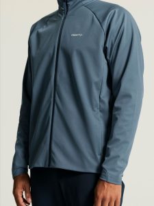 C17946-3760_Practice20Jacket20M_closeup6