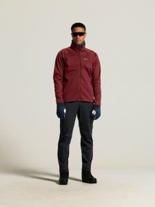 C17946-4910_Practice20Jacket20M_closeup1