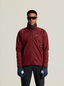 C17946-4910_Practice20Jacket20M_closeup4