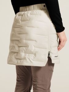 C17958-1050_Pursuit20Skirt20W_closeup8