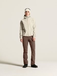 C17964-2710_Escape20Woven20Pants20W_closeup1