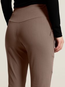 C17964-2710_Escape20Woven20Pants20W_closeup9