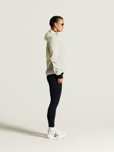 C17978-1050_Packable20Wind20Jacket20W_closeup2